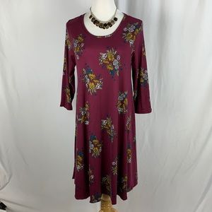 NWT 3/4 Sleeve Scoop Neck Swing Dress